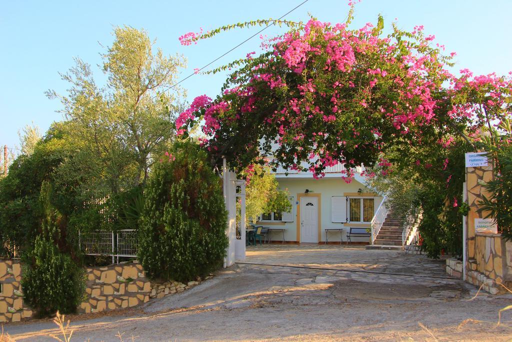 Eleni Houses Kómboi Exterior foto